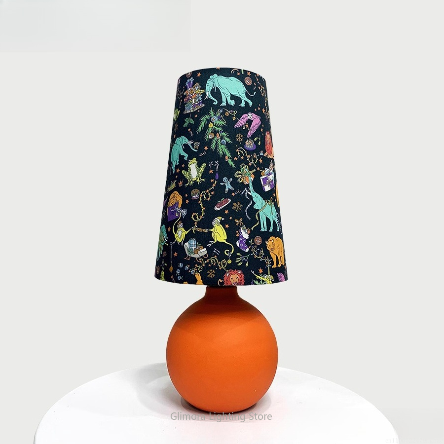 مصباح طاولة برتقالي كروي: قماش - مراجعة Century Textile & Sewing Supply Avenue C North Saskatoon Sk وسعره